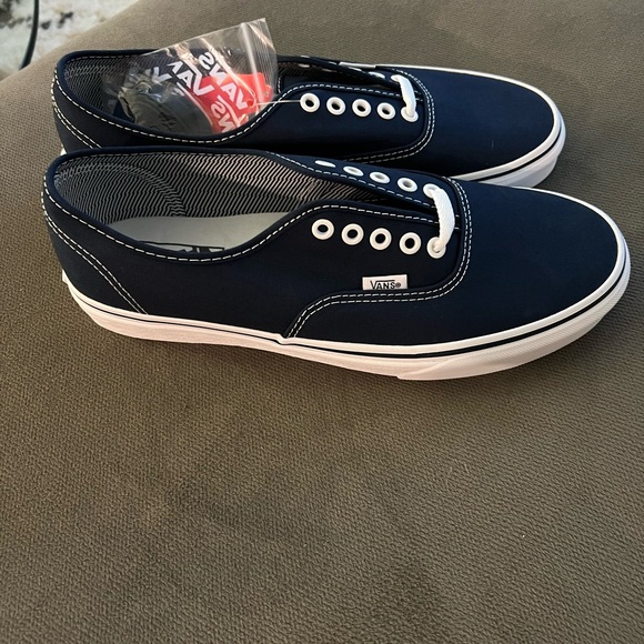 Brand new vans never worn asking $50. - Picture 4 of 5